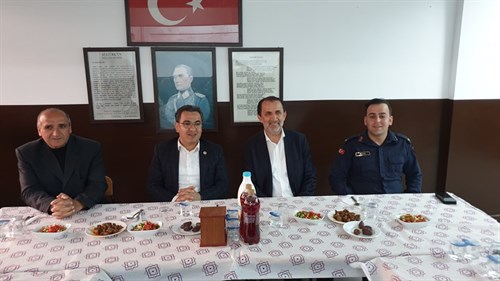 Kaymakam Sn. Mustafa İkbal EŞKİ İlçe Jandarma Komutanlığı personeliyle iftar yaptı.